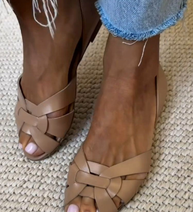 Natural braided sandals